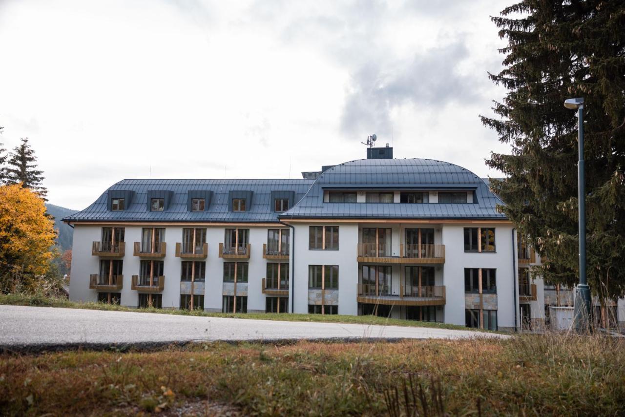 Kralovske Apartmany - Spindleruv Mlyn Exterior photo